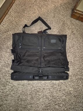 Black Men's Travel Garment Bag - Tumi